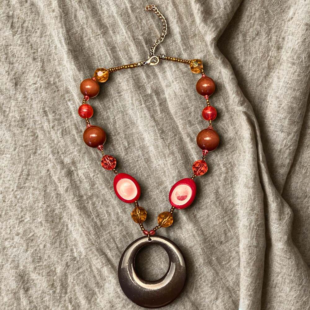 Vintage Pink, Brown, Gold Tone Lucite Round Pendant Dangle Necklace Jewelry